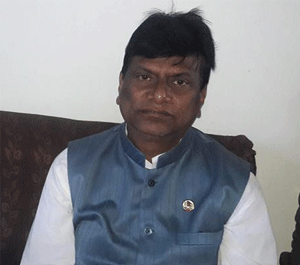 एमाले गलत हो भने मलाई कन्भिन्स गराइदिनुस्, म तपाईंकै झन्डा बोकेर हिँड्छु