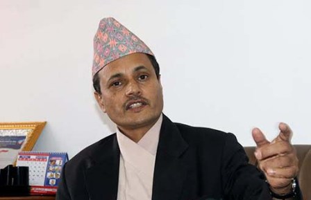 छानबिनको दायरामा परेका नै गभर्नरको दौडमा