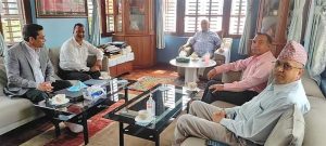 एमाले अध्यक्ष ओली र विप्लव समूहका नेताहरुबीच बालकोटमा  भेटवार्ता