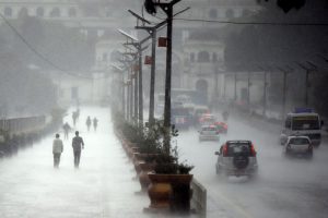 चार प्रदेशमा चट्याङ्गसहित भारी वर्षाको सम्भावना, सतर्कता रहन आग्रह