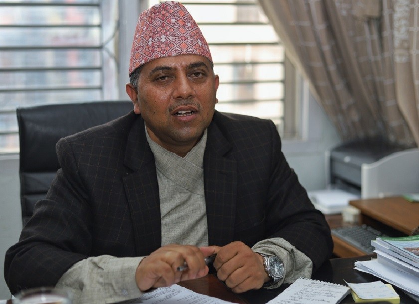 काठमाडौंका प्रमुख जिल्ला अधिकारी फेरिए