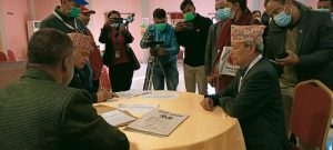 एमाले अध्यक्षमा भीम रावलले दर्ता गरे उम्मेदवारी