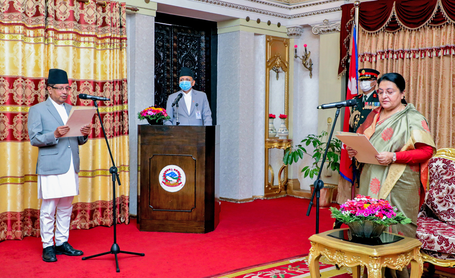 भारतका लागि नेपाली राजदूत डा. शर्माले लिए सपथ