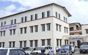 एमाले पार्टी मुख्यालय वैशाख १ गते तुल्सीलाल स्मृति प्रतिष्ठानमा सर्ने