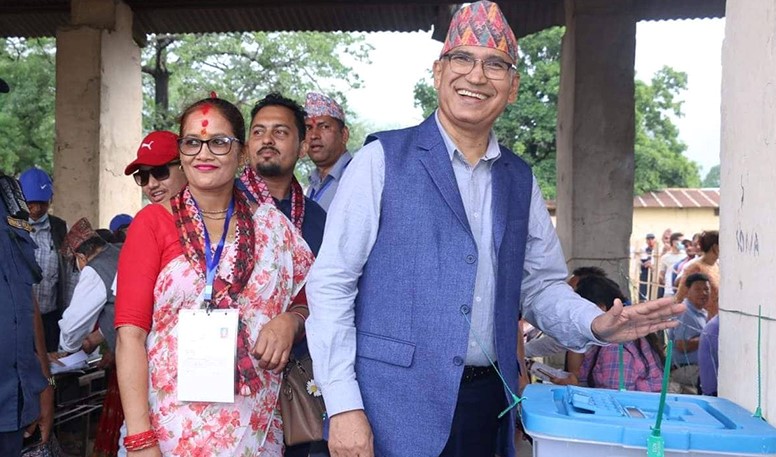 विष्णु पौडेलले  गरे मतदान