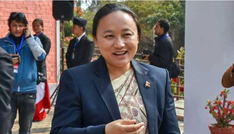 मन्त्री मोक्तानलाई आयोगले माग्यो २४ घण्टे स्पष्टीकरण