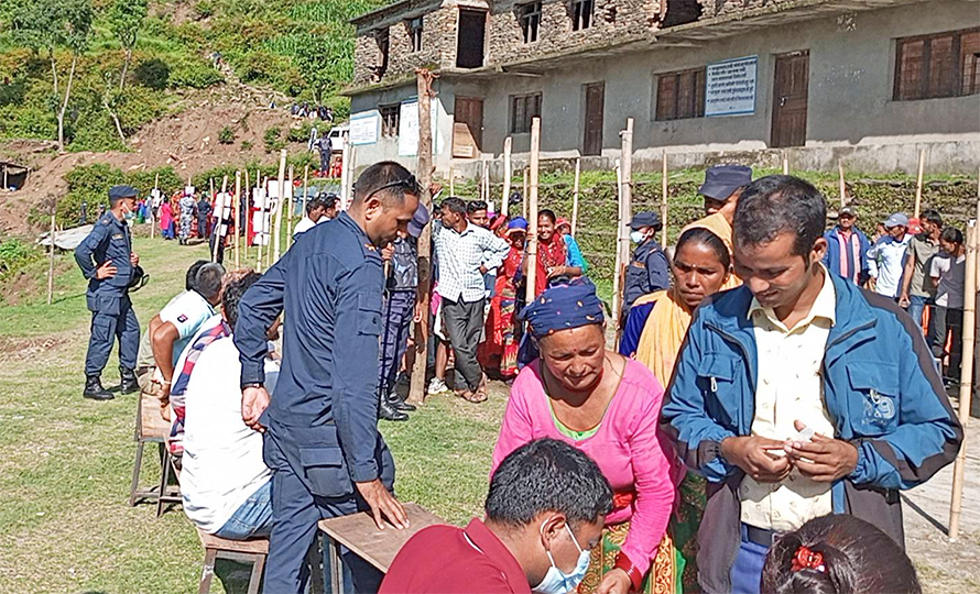 बाजुराको बुढीगंगाको निर्वाचन सकियो, ६७ प्रतिशत खस्यो भोट