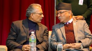 प्रचण्ड र बाबुरामबीच सिंहदरबारमा भेटवार्ता