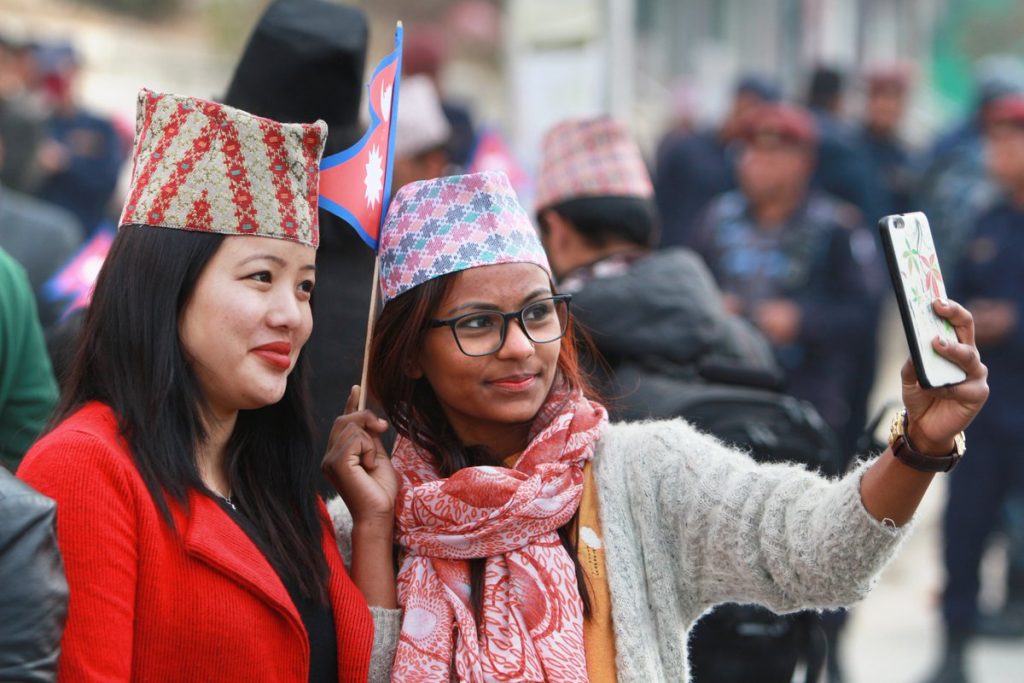 आज नेपाली टोपी दिवस मनाइँदै