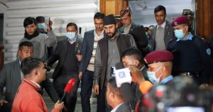 प्रधानमन्त्री समक्ष रवि लामिछानेले बुझाए राजीनामा