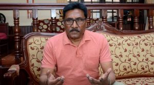 शरतसिंह भण्डारी श्रममन्त्री बन्दै