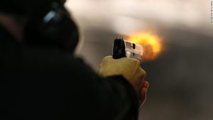 विमानस्थलमा लागूऔषध कारोबारीमाथि गोली प्रहार, एक जना पक्राउ