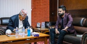 विपन्नको निःशुल्क उपचार नगर्ने अस्पताल सात दिनभित्र बन्द गर्ने मेयर शाहको चेतावनी