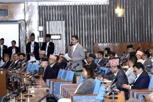 जब ठूलालाई समात्ने बेला हुन्छ सीआईबीको गाडी मोडिन्छ : योगेश भट्टराई