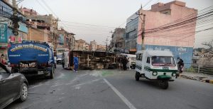 ललितपुरको इमाडोलमा बस दुर्घटना