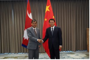 योजना आयोगका  उपाध्यक्ष र चिनियाँ समकक्षीबीच भेटवार्ता