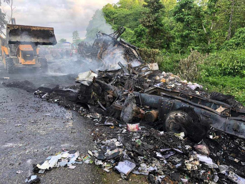 मकवानपुरमा २ ट्रक ठोक्किंदा आगलागी, ३ जनाको मृत्यु