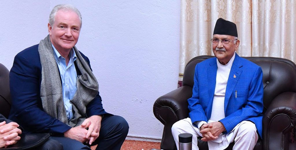 अमेरिकी सिनेटर र एमाले अध्यक्ष ओलीबीच भेटवार्ता