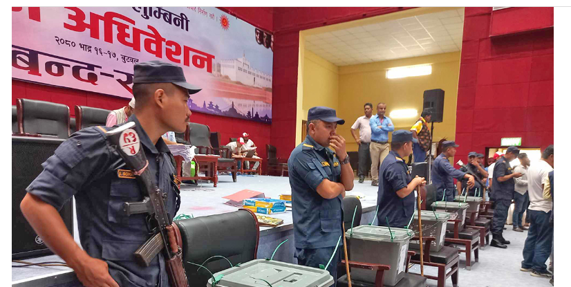 एमाले लुम्बिनी प्रदेशको नयाँ नेतृत्व चयनका लागि मतदान सुरु