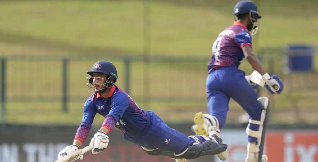 भारतविरुद्ध नेपालको शानदार ब्याटिङ, दियो २३१ रनको लक्ष्य